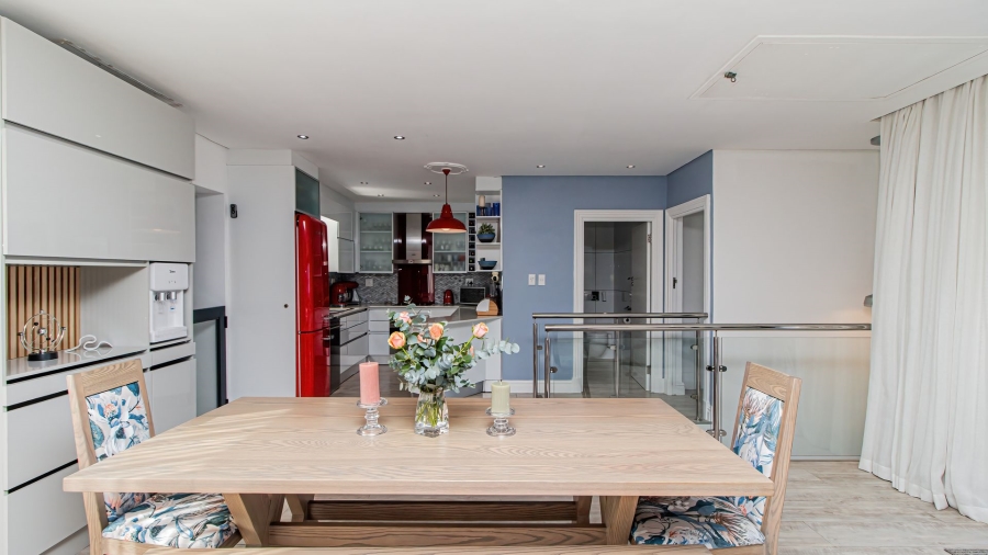 4 Bedroom Property for Sale in Beachfront Western Cape